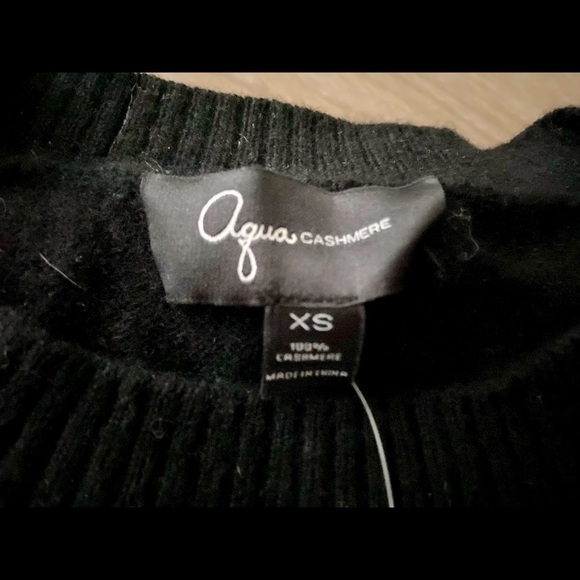 Emeralds, & Rubies & Diamonds ooh boy 100% Cashmere Sweater by Aqua NWT $188 - Picture 2 of 7
